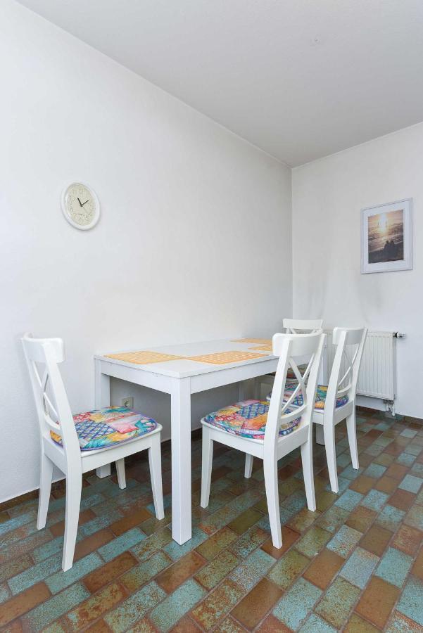 Haus Flinthoern Erdgeschoss เบนซาซิเออ ภายนอก รูปภาพ